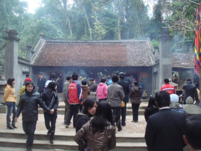 Den trung.jpg